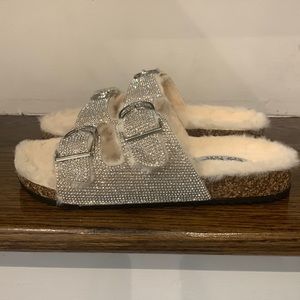 Women’s embellished Nicole Miller slides. Brand new! Size 8